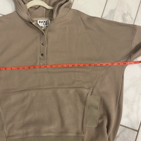 New Oversize Hoodie - Picture 5 of 5